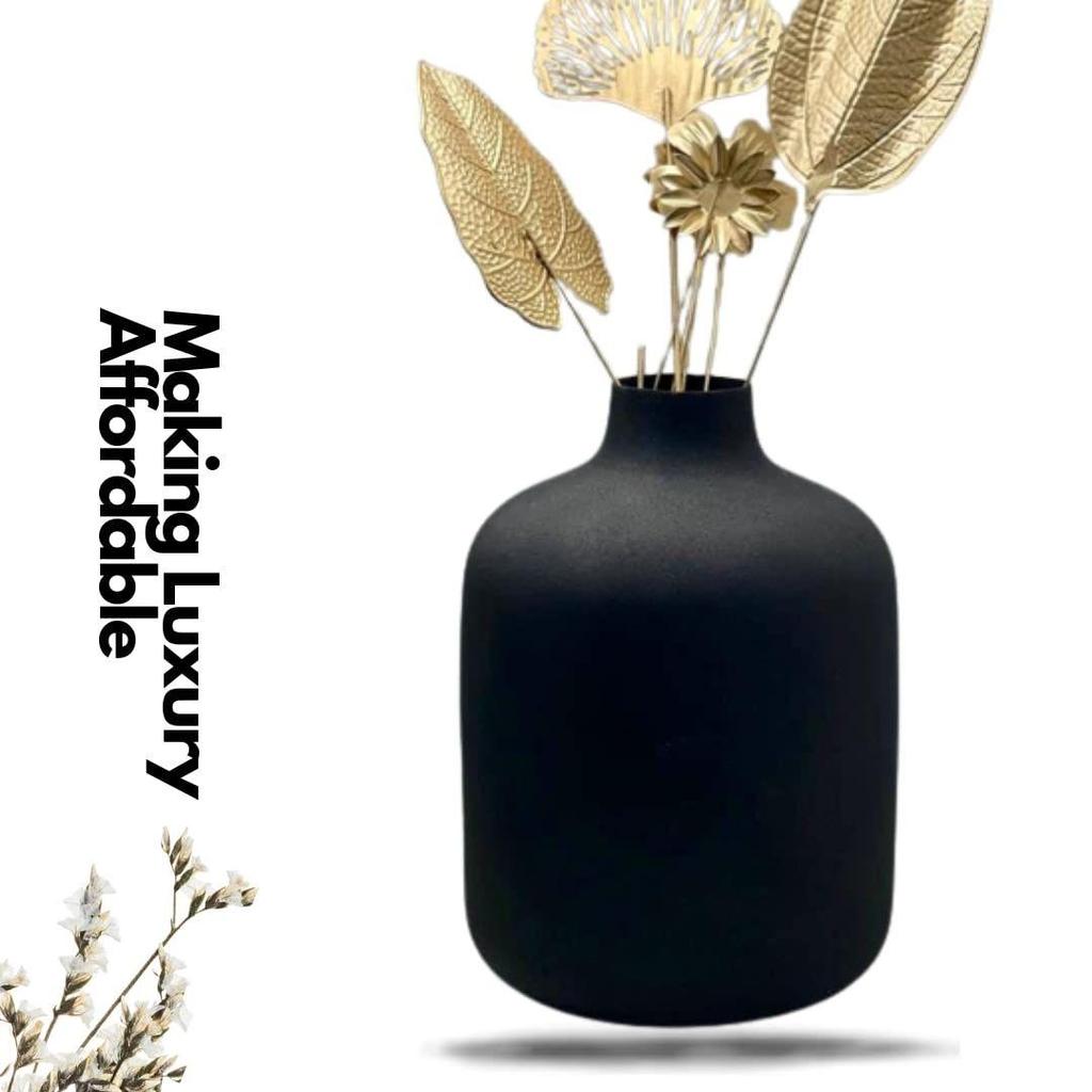 Metal Flower Vase for Home Decor and Living Room Vintage Decor Antique Decor and Vase for Home Décor |Textured Black (Medium)