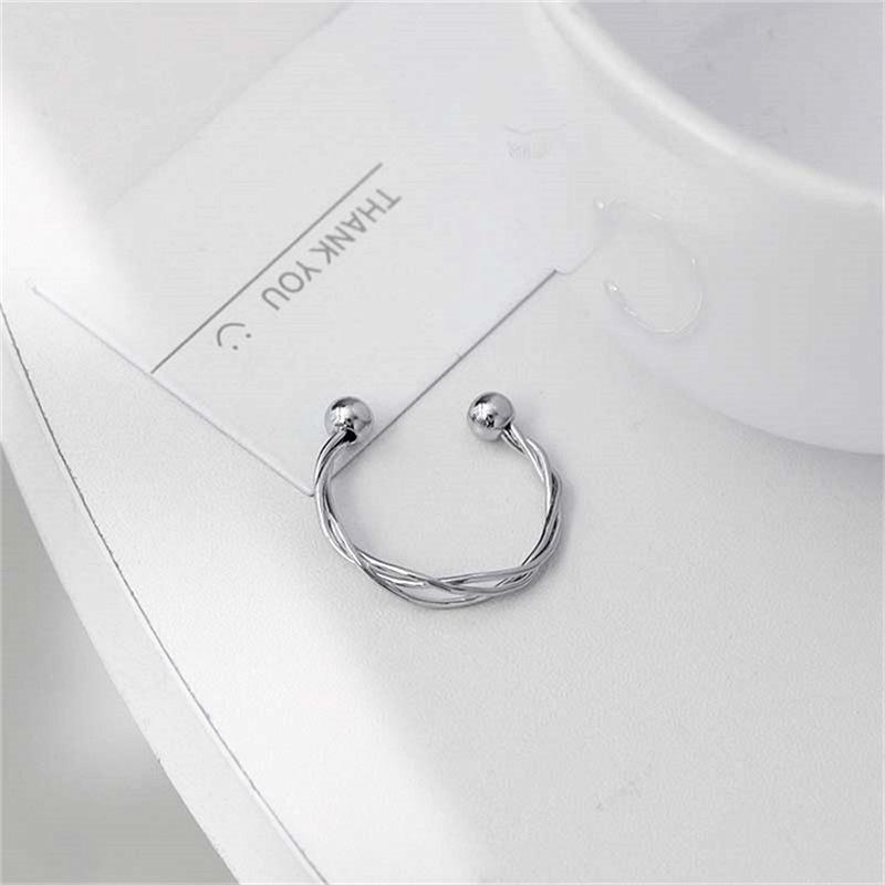 

Минималистичное геометрическое вязаное кольцо для женщин Size one серебряный