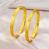 Exquisite Cat's Eye Gold Bangle - Trendy, Long-Lasting Color Jewelry for Women