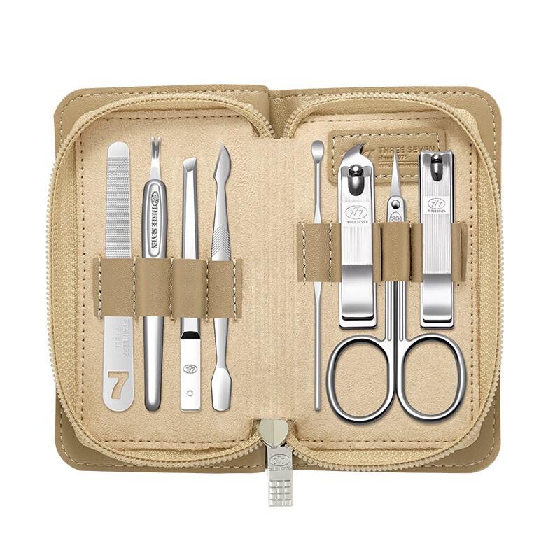 777 Deluxe 8-Piece Manicure Set