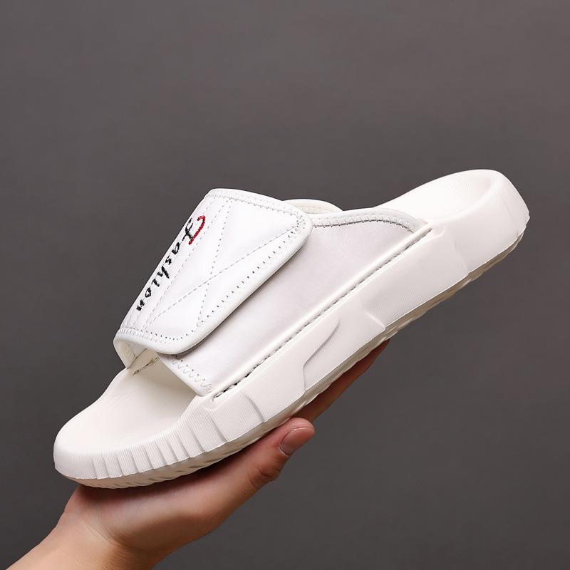 The first layer of sheepskin summer new men's slippers leather fashion wear sandals men's beach shoes one-word men's shoes