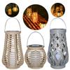 Outdoor Solarlicht Solare Rattan Laterne Hängende Bambuslampe mit Griff Solarbetrieben Dekorative Kerzenlicht Gartendekoration