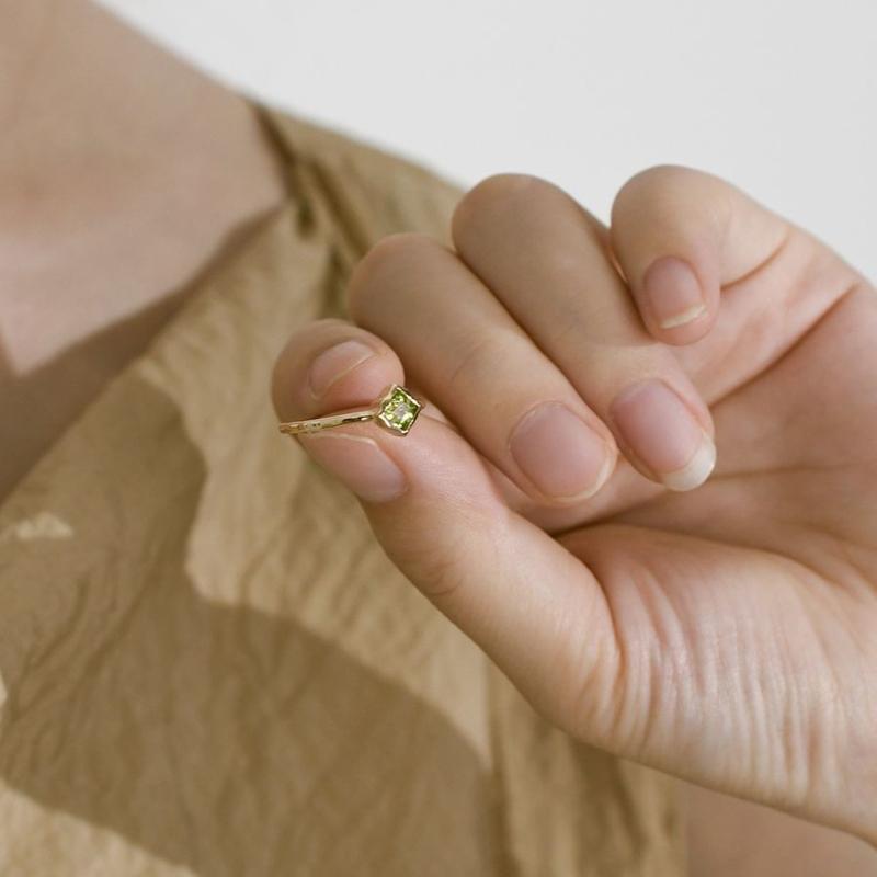 Green Gem Fashion Peridot Rings For Women Simple Premium Design Opening Adjustable Charm Neutral Wind  Jewelry