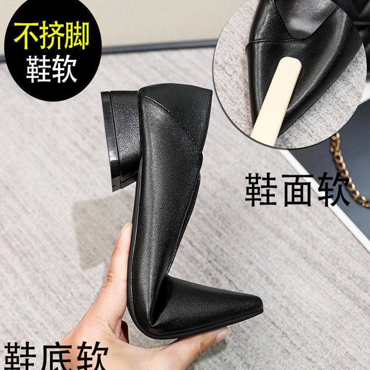 Soft-soled comfortable work black flat-soled single shoes women's 2025 autumn long-standing non-slip soft leather pointed professional work shoes