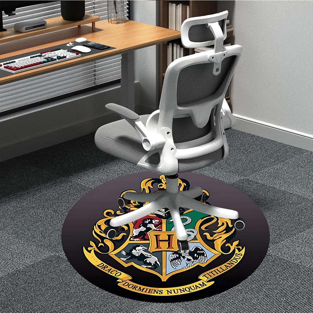 

1pc Hogwarts Crest Carpet, Round Non-Slip Durable Large Size Office Carpet, Suitable for Office yy250908010 80cm by 80cm