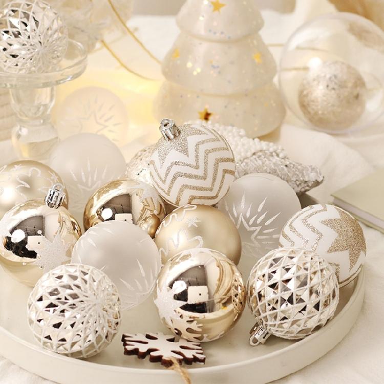 Pack of 16 Champagne Gold White Christmas Tree Traditional Pendant Ornaments