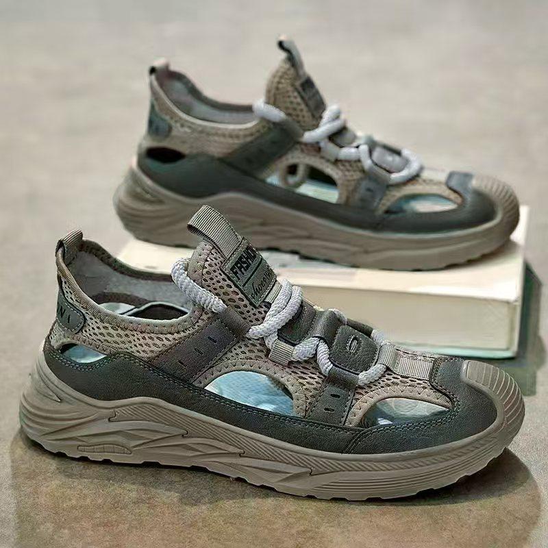 

Sandals men s summer wear beach sports and leisure large size traceability hole sandals outdoor bag head foreign trade men s shoes 44