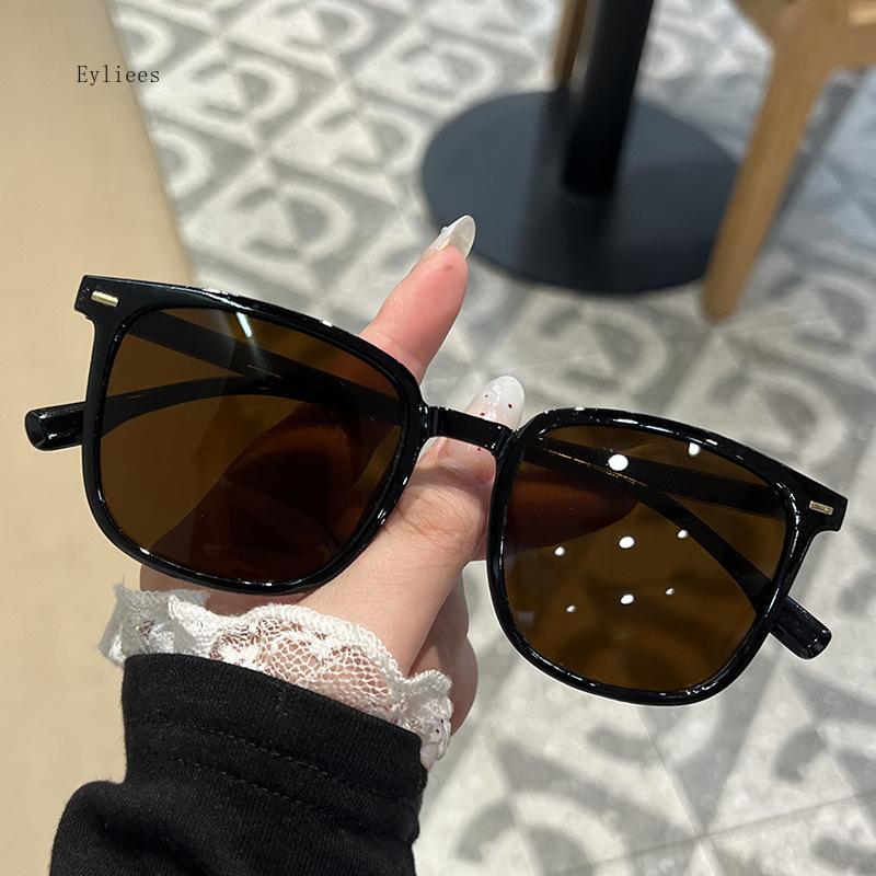 

New Fashion Sunglasses Men Women Luxury Sun Glasses Stylish Chameleon Anti-glare Driving Shades UV400 Lentes De Sol Mujer