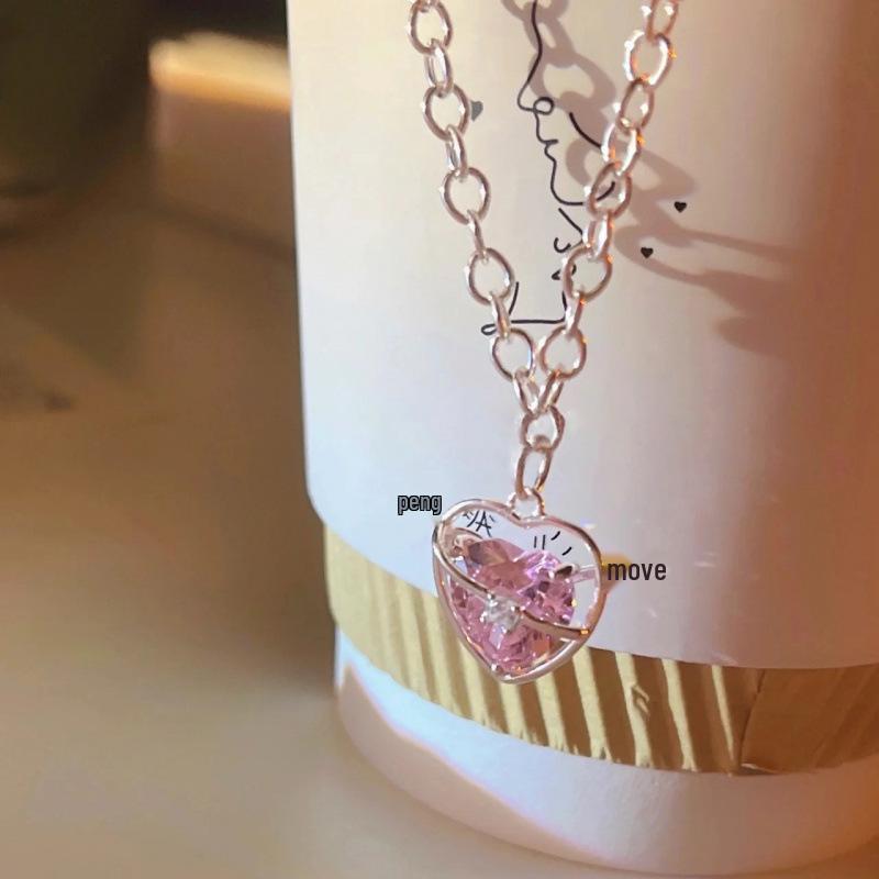 Elegant Pink Diamond Heart Necklace: Versatile Luxury Design for Women