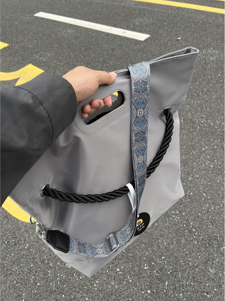 Men's Black High-End Large Capacity Tote & Crossbody Sports Bag
