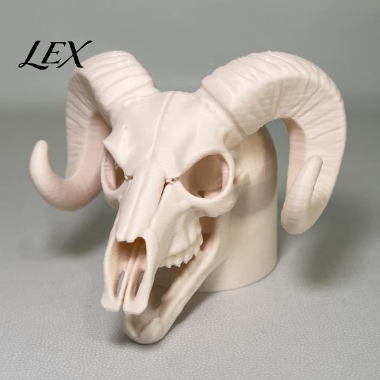 Sheep Skull Hitch Cover Cap for The Trailer Coupling, 3D Printed Ram Cover, Black/White Bone Design Truck, Recreational Vehicle Accessories Heavy-duty