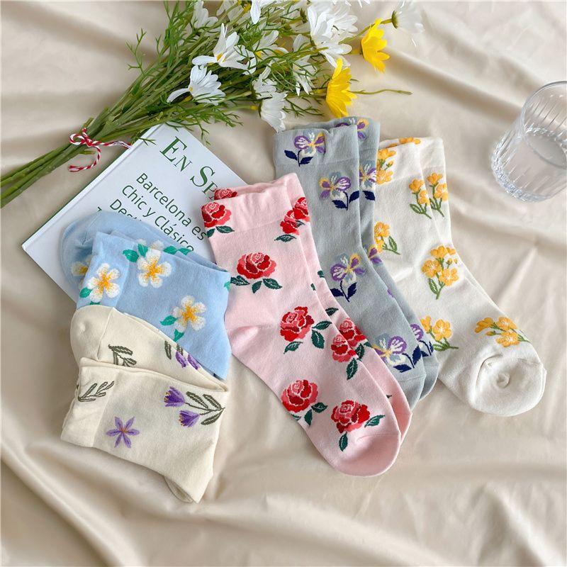 Sock Children's Mid-length Spring-autumn Cotton Socks, Cute and Sweet Flowered Socks, Versatile for An Academic Style.