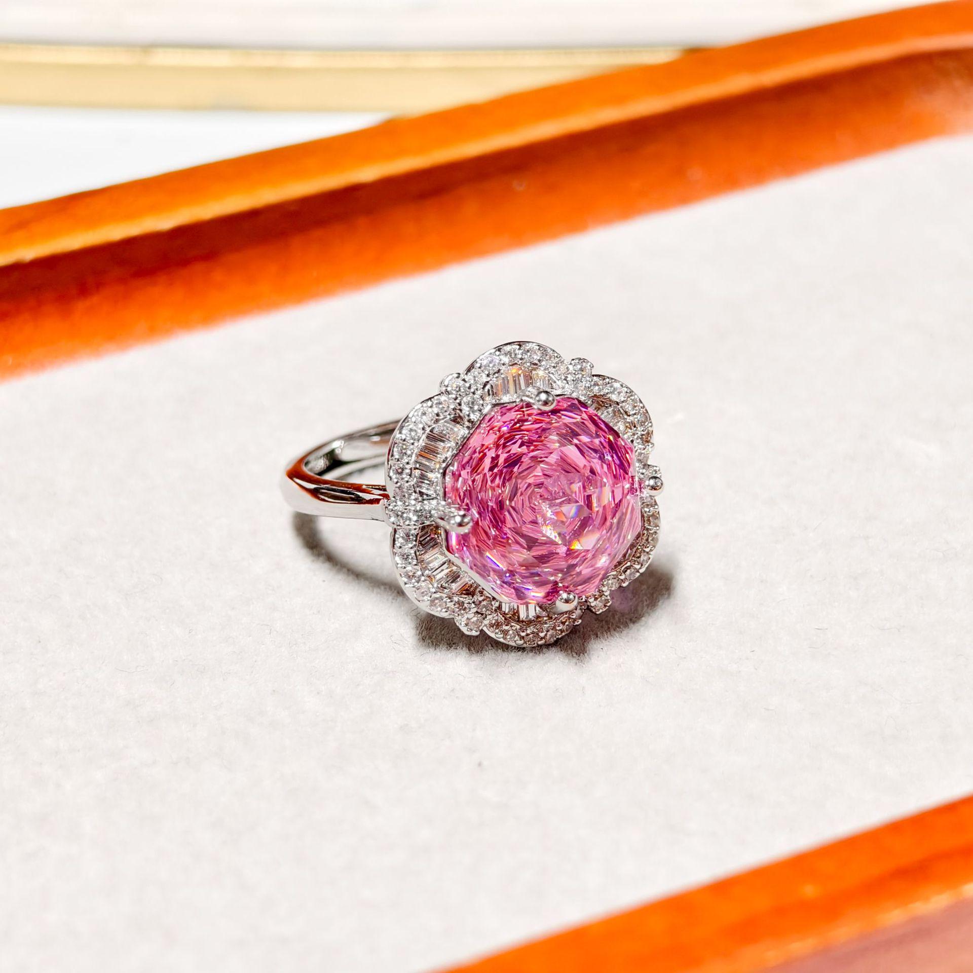 Gesi En Jewelry Pink Millennium Star Inlaid Luxury Set: Earrings, Ring, and Pendant.