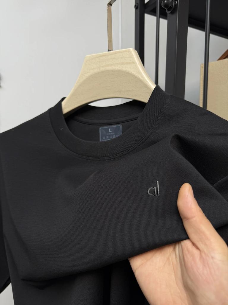 Nowa Marka High-end Męski Top z Okrągłym Dekoltem Bezszwowy z Krótkim Rękawem Letnia Moda Naszywka z Literami Oryginalny Koreański Styl Luźny T-shirt