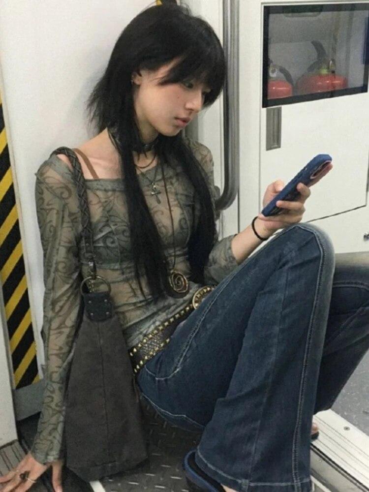 Vintage Print Slim Y2k Aesthetic T-Shirts Women Off Shoulder Sexy Harajuku Streetwear Tops Female Korean Fashion Designer Casual Clothes 2024 New