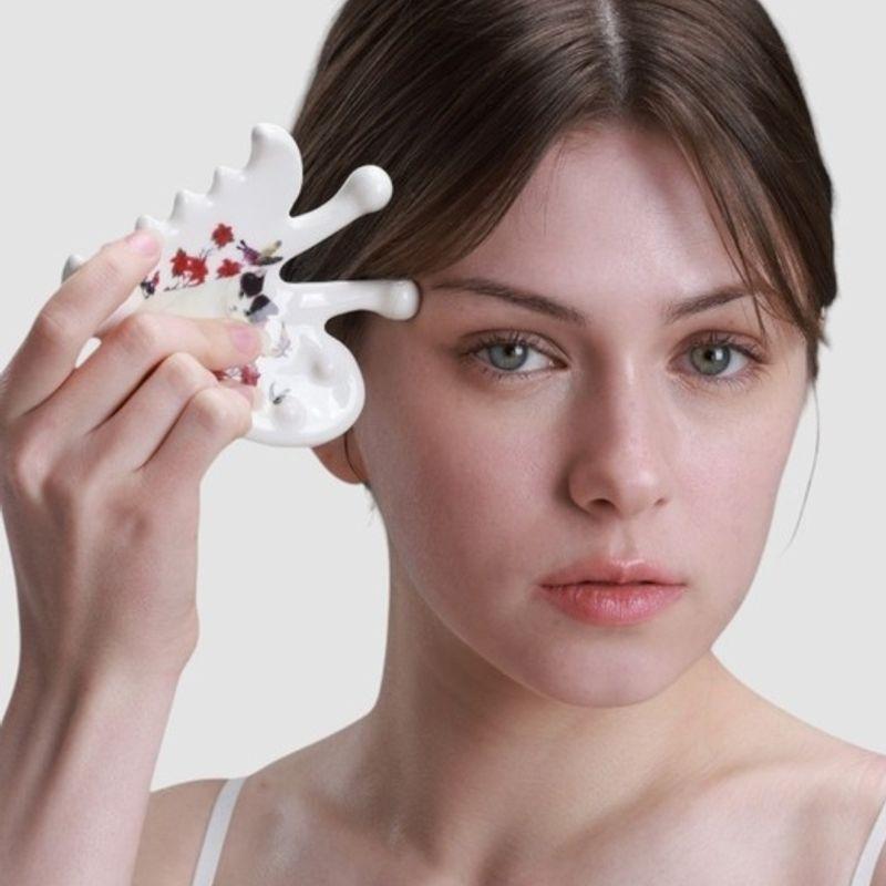 Pearl Care V-Line Ceramic Gua Sha Massager