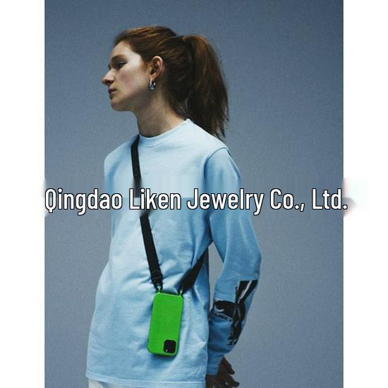 Handmade Retro French Celin-Style Oval Hammered Metal Earrings