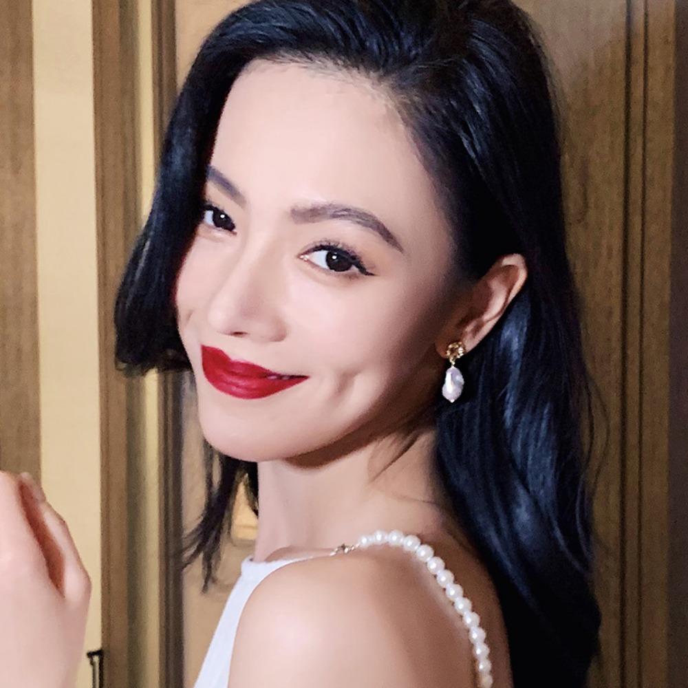 Fashion Simple Baroque Gold Color Irregular Imitation Pearl Dangle Earrings for Women Classic Valentine's Day Daily Wear Jewelry