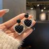 Light Luxury Temperament Design Sense Love Earrings Women's New Stud Earrings Retro High-end Sense Versatile Trendy Earrings