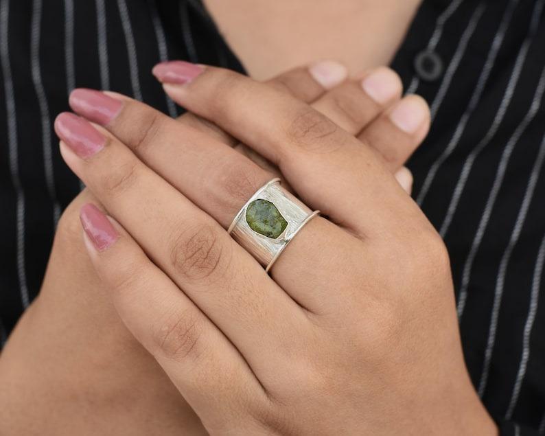 Solid 925 Sterling Silver Raw Peridot Gemstone Handmade Boho Designer Dainty Ring Women Jewelry