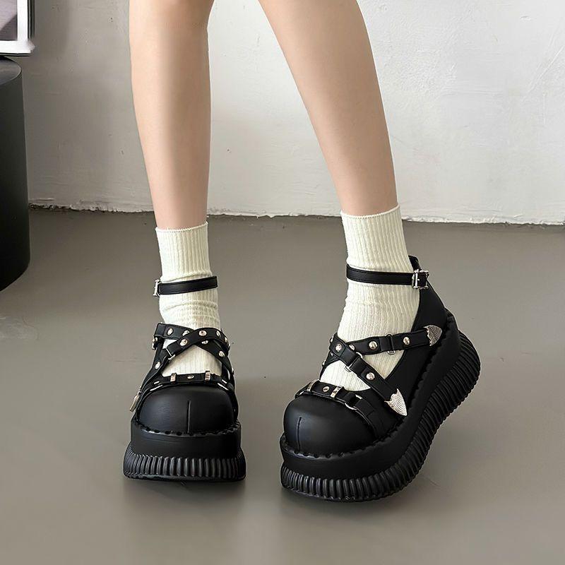 Spice girl muffin big head small leather shoes women's 2024 spring new niche sweet cool platform shoes punk subculture single shoes