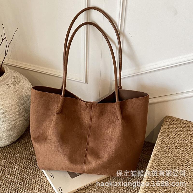 Frosted Retro Bag Women's Large Capacity 2025 New Autumn and Winter Versatile Shoulder Underarm Bag Commuter Tote Bag