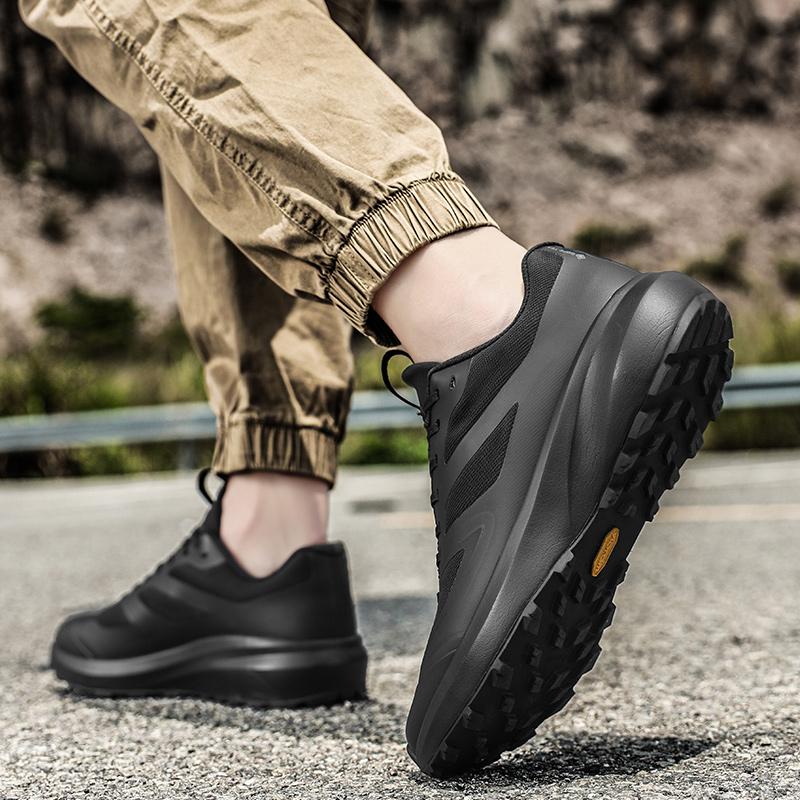 Men's Breathable Mesh Running Shoes Lightweight Athletic Sneakers Male Non-Slip Sports Shoes 2025 New Casual Men's Walking Shoes