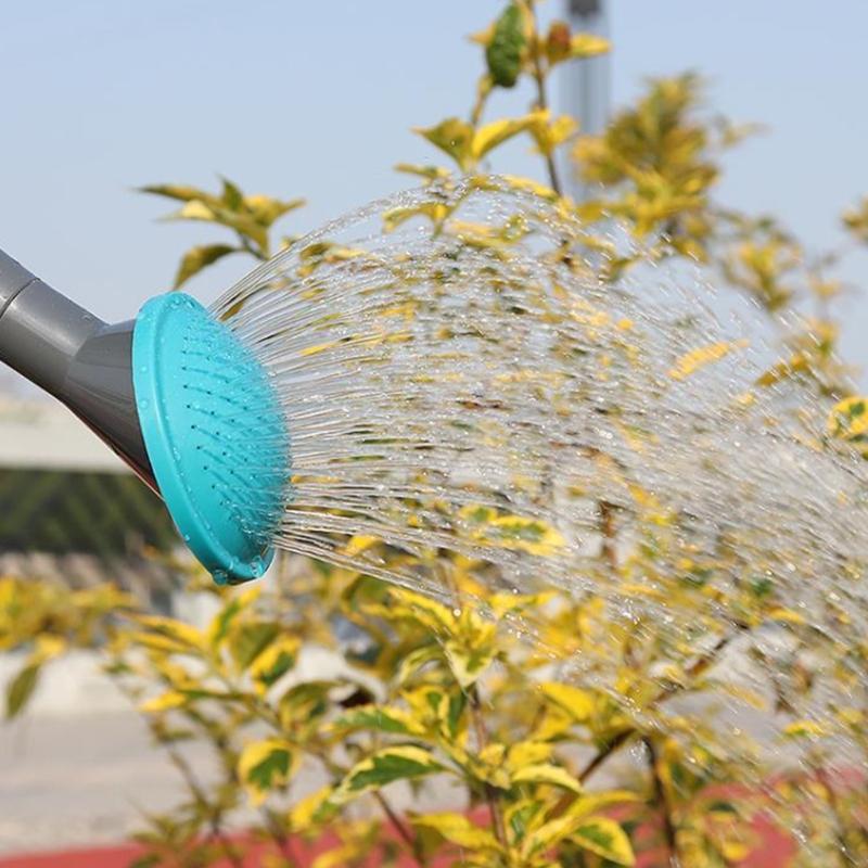 Large Capacity Plastic Plant Watering Can With Adjustable Nozzle for Outdoor Cleaning And Horticulture