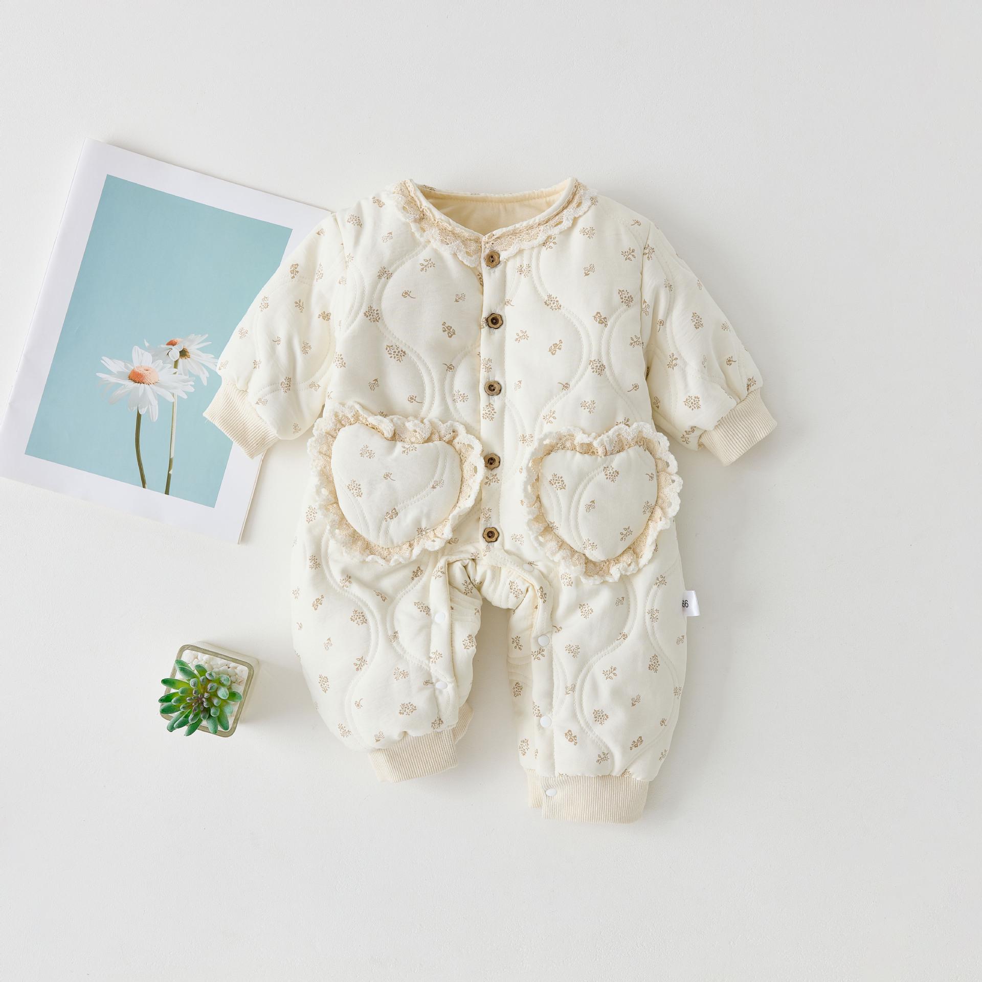 

2025 Autumn/Winter Baby Girl Cute Crawling Romper - Infant Clothing 73 CM