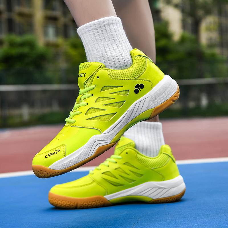 New Professional Badminton Shoes Men and Women Couples Breathable Cushioning Lightweight Non-slip Table Tennis Training Shoes