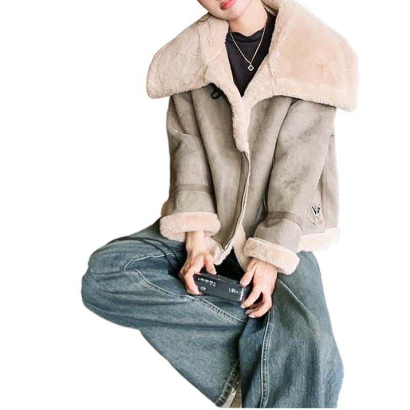 Short Fur Integrated Lamb Wool Jacket 2024 New Winter Thickened Small Locomotive Fur Jacket Integrated