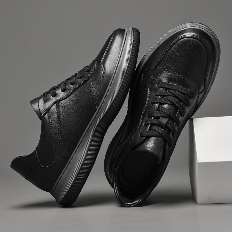 Fashion Genuine Leather Mens Skateboard Shoes Lightweight Sneakers High Quality Male Skateboard Footwear Casual Shoes New Comfy Trainers