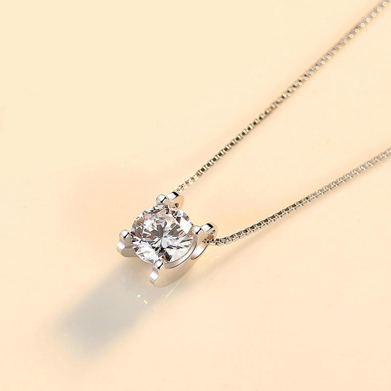 Cowhead Clavicle Necklace Four-claw Inlay Kajia Single Diamond Crash Classic Six-claw Necklace