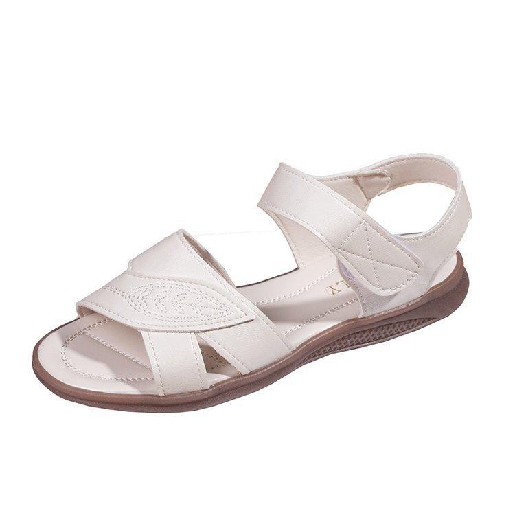 Soft leather soft sole beef tendon mother sandals women's 2025 summer new flat bottom middle-aged and elderly comfortable fashion women non-slip
