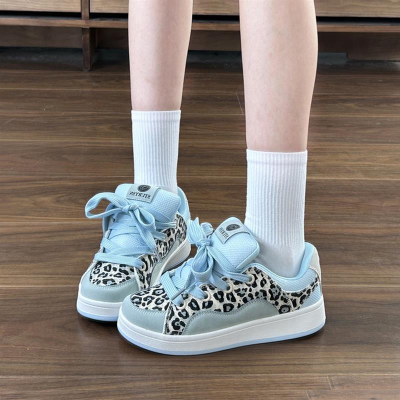 

Niche color matching leopard print bread shoes trendy spring new versatile sports and leisure board shoes 35