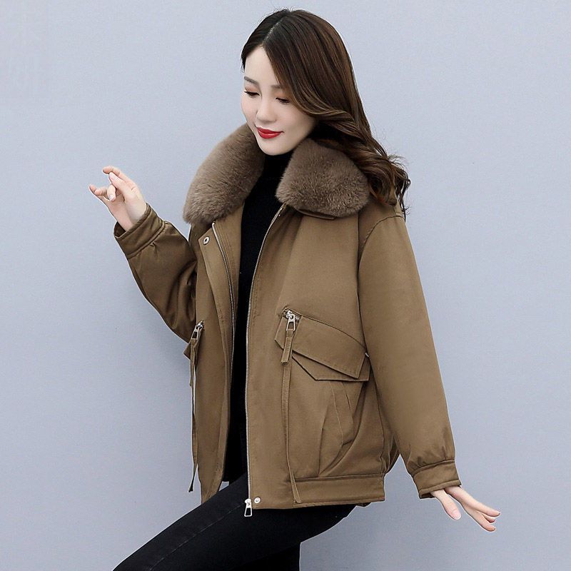 

Добавьте бархатный пирог, чтобы преодолеть женскую зимнюю свободную короткую куртку с хлопковой подкладкой и шерстяным воротником, утолщенную куртку с хлопковой подкладкой 4XL хаки