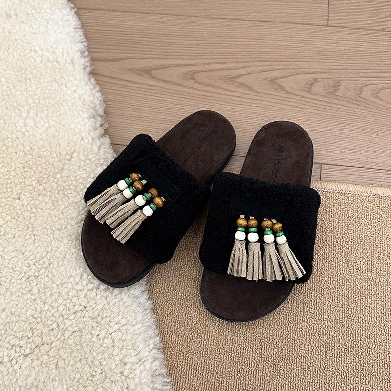 Niche Design Sense Tassel Fluffy Slippers Women's Outer Wear 2025 Autumn and Winter New Retro Thick Bottom Plush One-word Cotton Mop