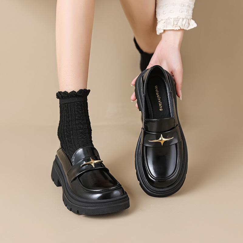 Thick-soled women's retro spring and autumn slippers, small leather shoes, block heels