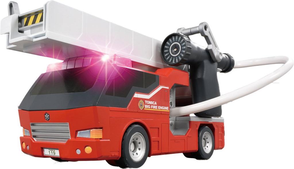 Tomica Buruburu Water BIG Fire Engine Discharge!