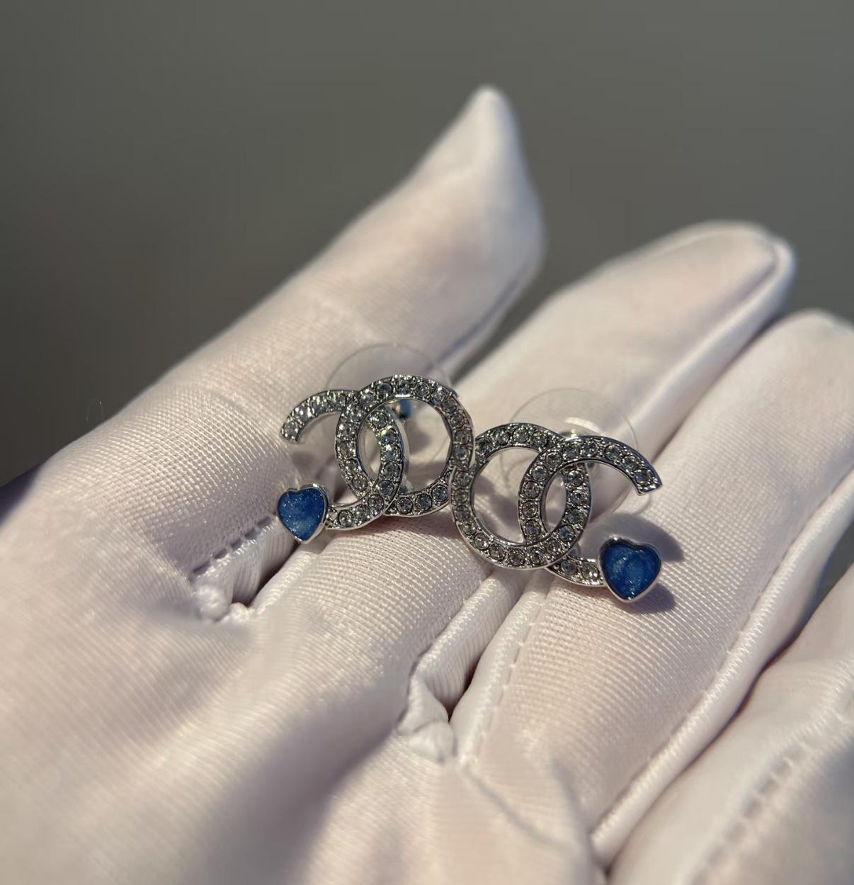 Xiangjia 25P Прозрачное голубое ожерелье с сердцем и набор серег с персиковым сердцем