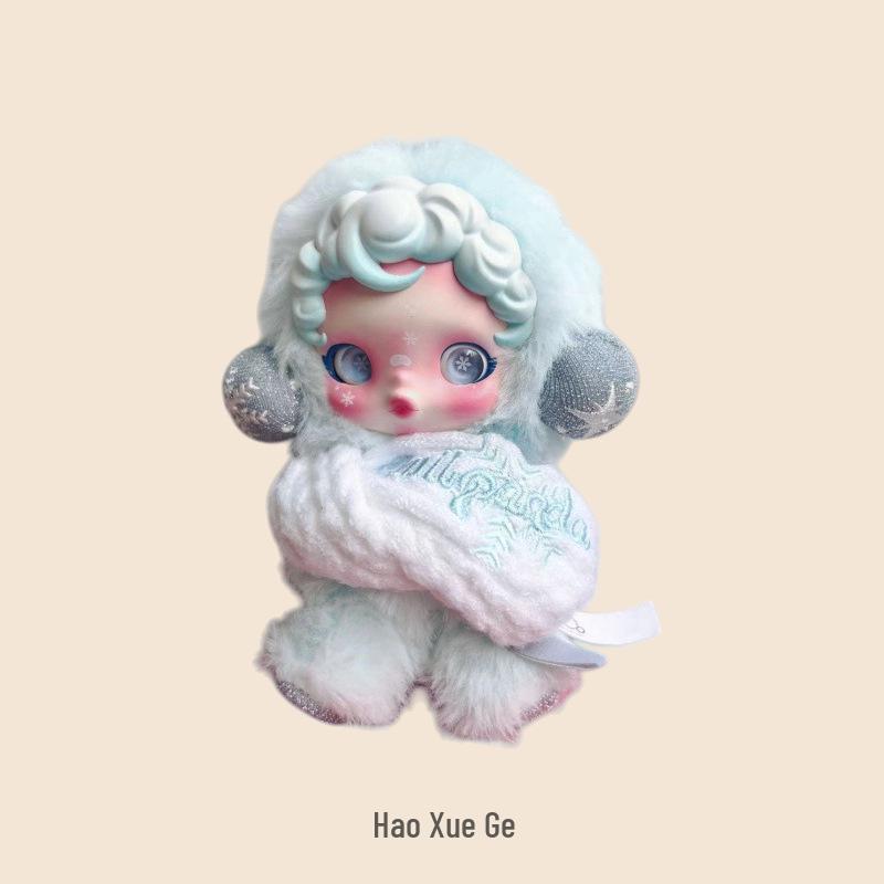 

Зимняя рапсодия SKULLPANDA 1-го поколения виниловый плюшевый брелок 15cm