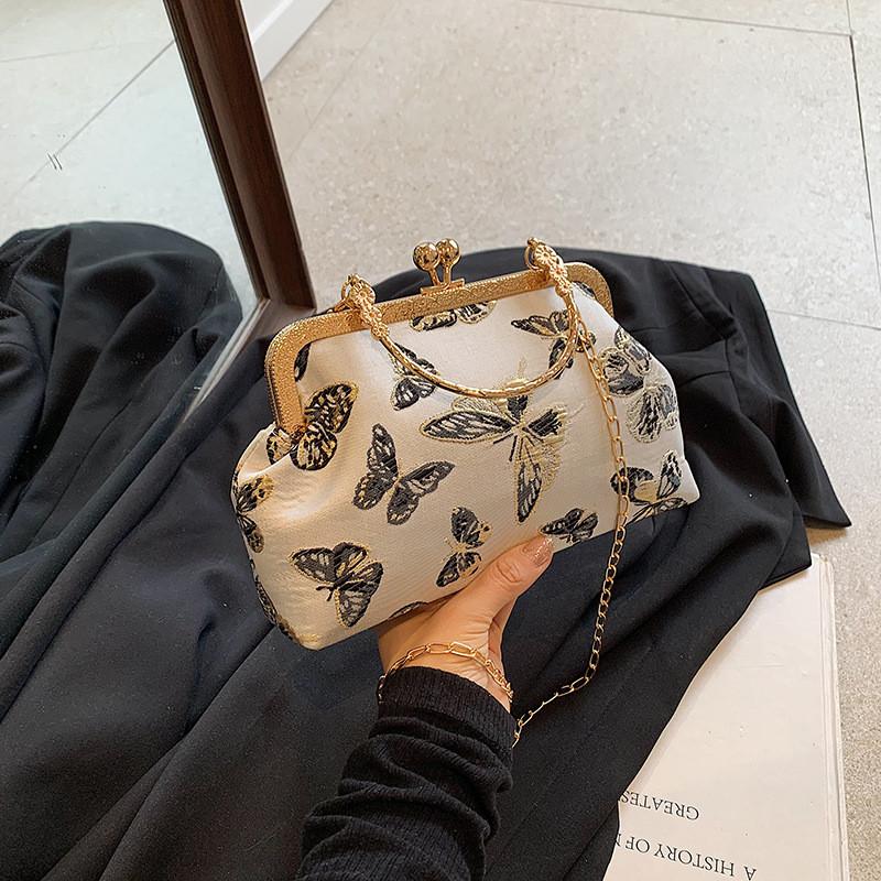 New Chinese Style Embroidered Butterfly Chain Shoulder Bag For Daily Use