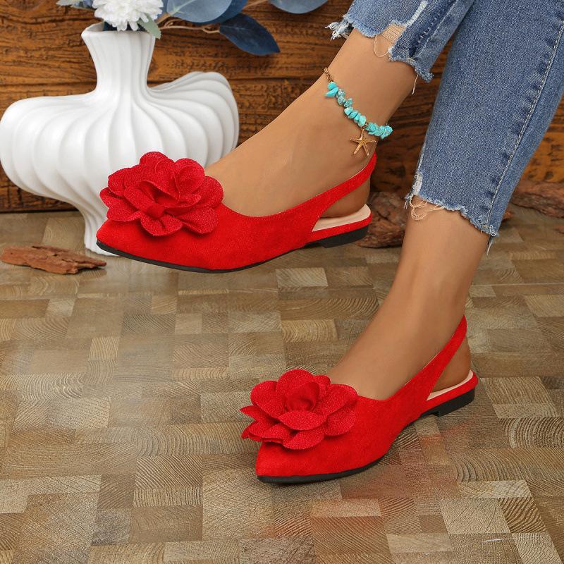 French Xiaoxiangfeng low-heeled sandals fairy flower bag head sandals 2025 new spring and summer pointed head evening single shoes women