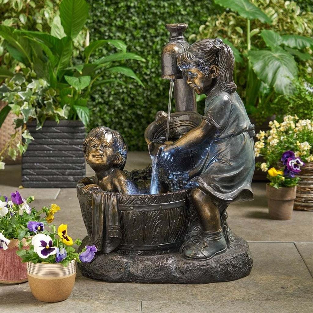 Latest Boy & Girl Sculpture Bath Pressure Water Statue Courtyard Resin Craft Garden Ornaments Garden Decoration Statue