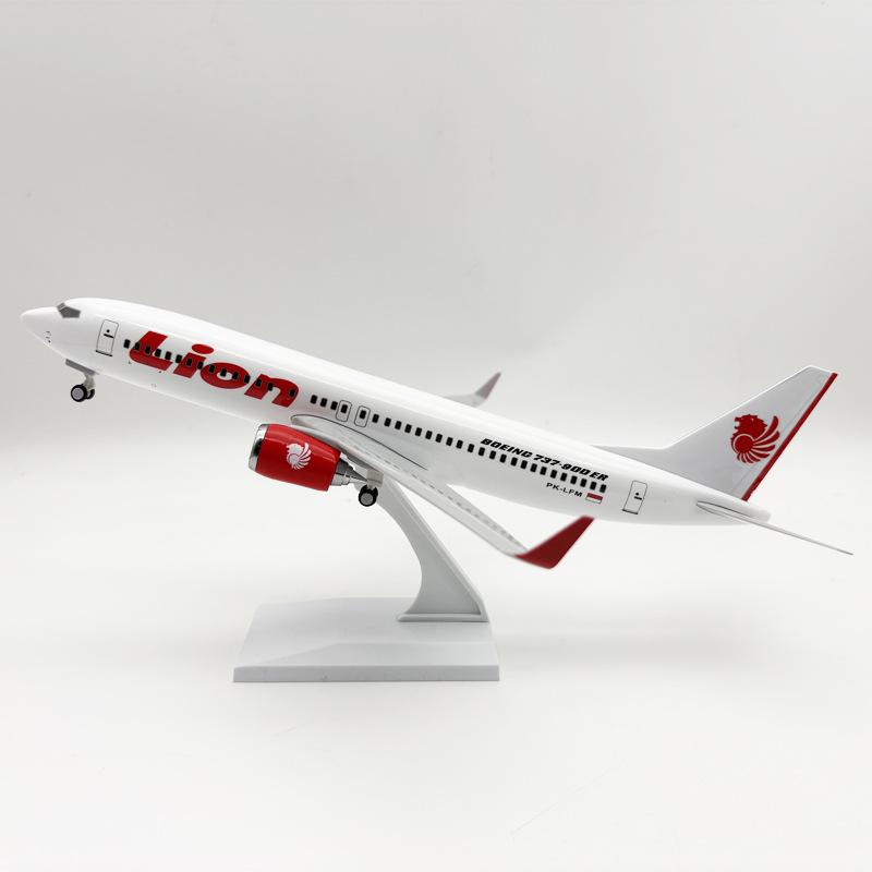 B737 Lion Air Model Plane 30cm Resin Airplane Toys for Child Models with Stand Simulation Airliner Scale Plane Collectible