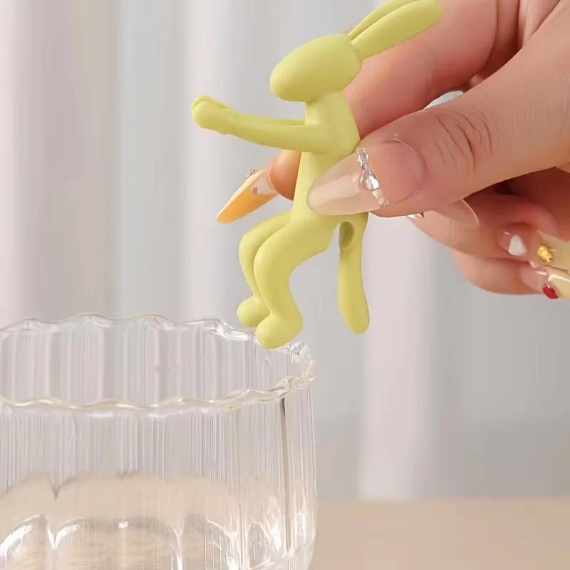 Plant Cutting Holder for Sprouts Stems and Shoots Plant Propagation Buddy Rabbit Shaped Plant Stem Support for Vase Plants