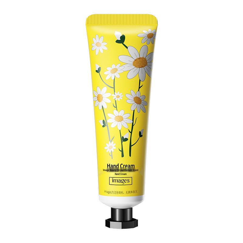 Chrysanthemum Hand Cream: Smooth, Gentle, and Moisturizing Anti-Chapping Skincare.