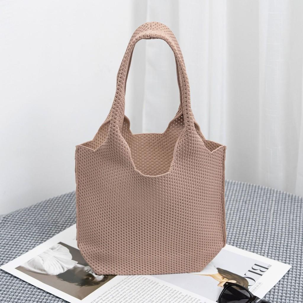 Modern And Versatile Bucket Style Knit Handbag With Hollow Pattern In Trendy Colors For Any Outfit