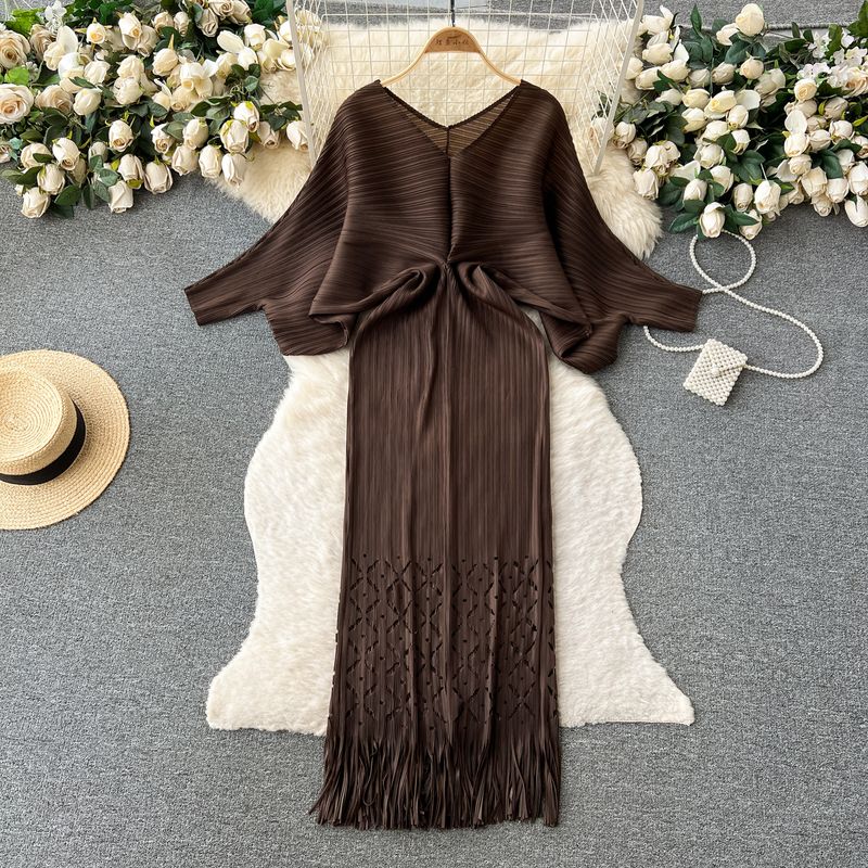 Fashion Style Fancy Loose Temperament Batwing Sleeve V Neck Dress Women's Waist-Tight Slim Looking Ruched Tassel Long Skirt