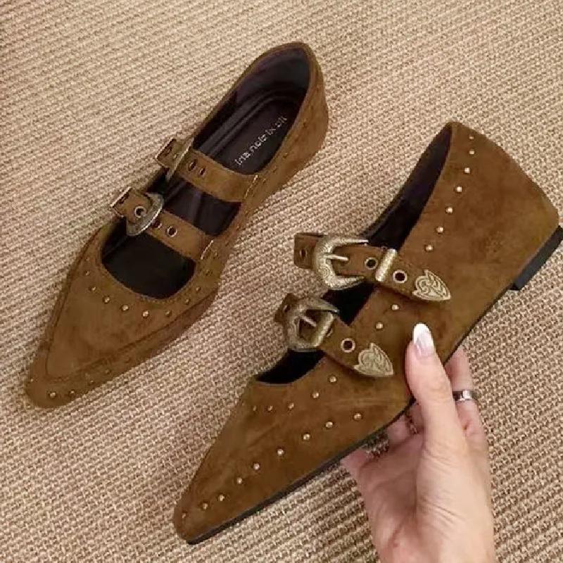 Fashion Retro Pointed Toe Mary Jane Shoes Women Fashion Rivets Double Belt Buckle Design British Style Flat Casual Shoes Designer Pumps